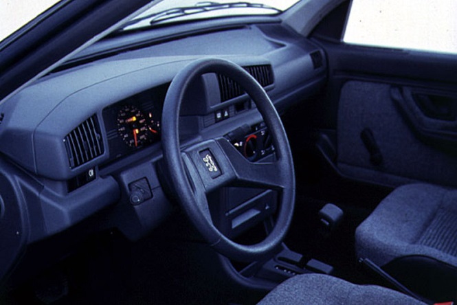 پژو 405 مدل 1987