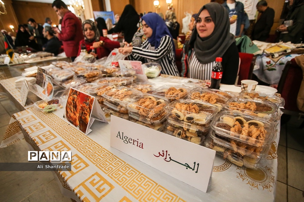 جشنواره خیریه غذای همسران سفرای خارجی در تهران